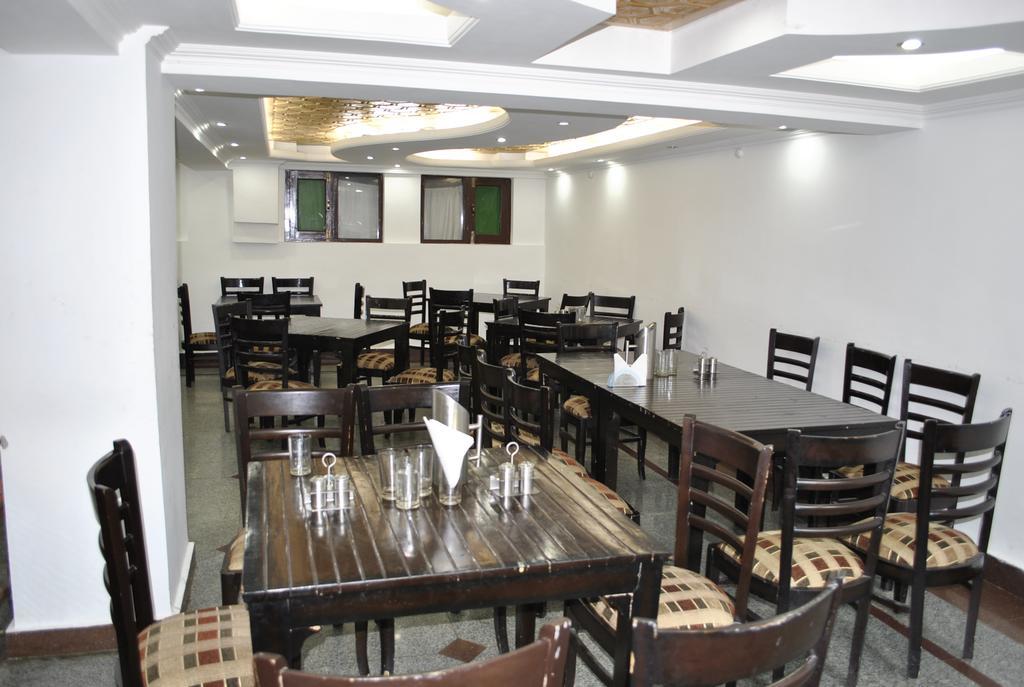 Hotel Grand Jigar Srīnagar المظهر الخارجي الصورة