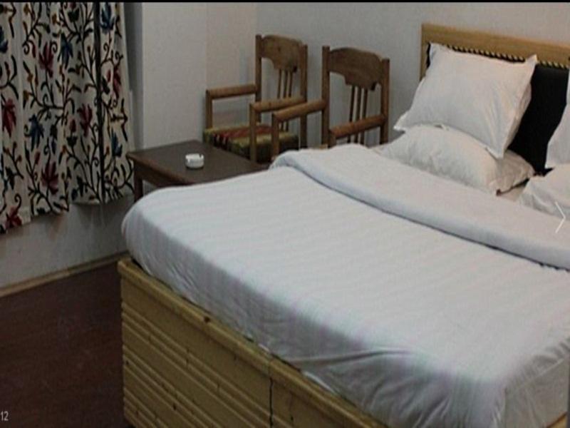 Hotel Grand Jigar Srīnagar المظهر الخارجي الصورة